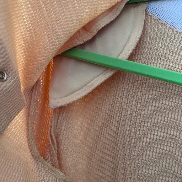 St John women’s small cardigan with shoulder pads - Picture 5 of 5